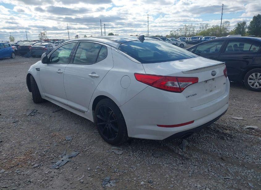 Photo 3 of 2013 Kia Optima SX (VIN 5XXGR4A61DG161671)