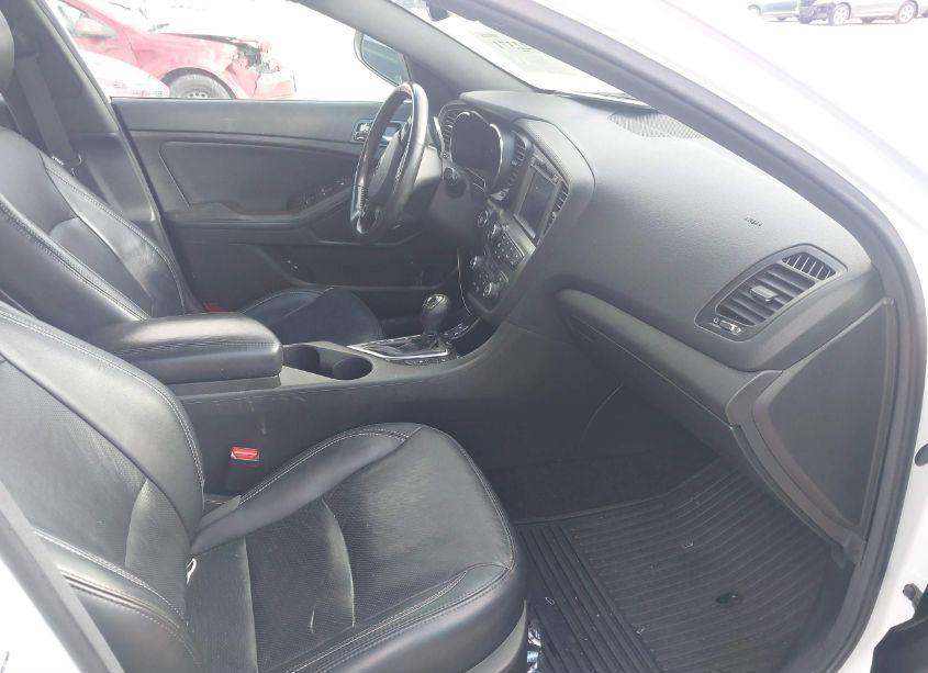 Photo 5 of 2013 Kia Optima SX (VIN 5XXGR4A61DG161671)