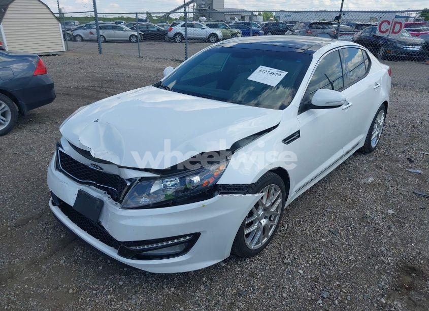 Photo 2 of 2013 Kia Optima SX (VIN 5XXGR4A61DG218483)