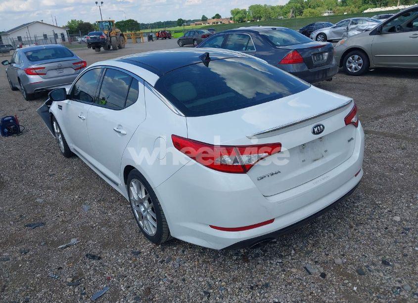 Photo 3 of 2013 Kia Optima SX (VIN 5XXGR4A61DG218483)