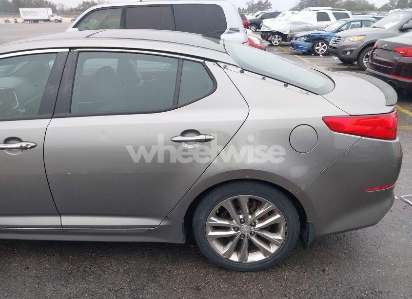 Photo 6 of 2014 Kia Optima SXL TURBO (VIN 5XXGR4A61EG294545)