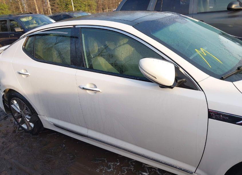 Photo 13 of 2015 Kia Optima SXL TURBO (VIN 5XXGR4A61FG410781)