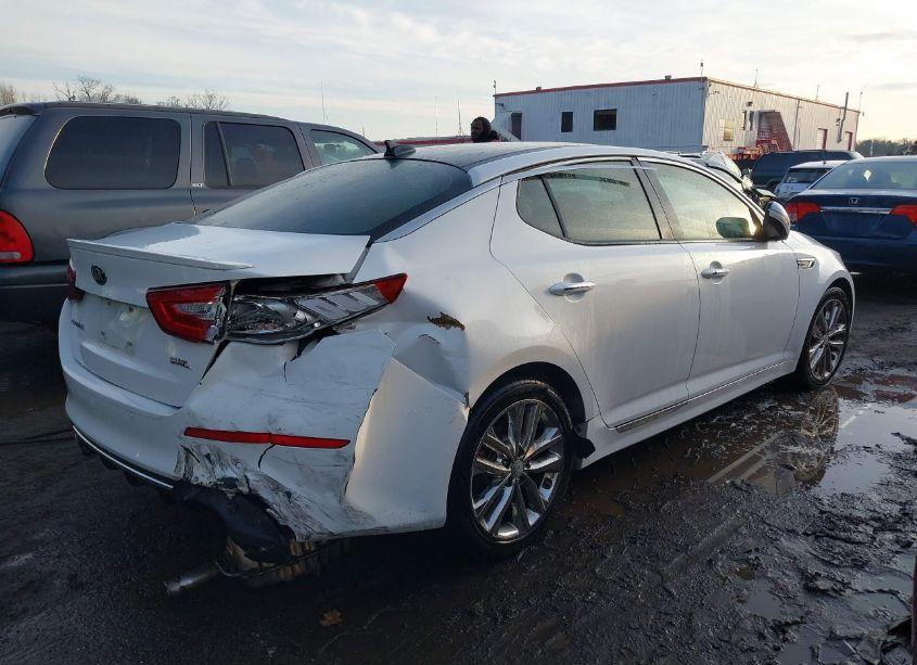 Photo 4 of 2015 Kia Optima SXL TURBO (VIN 5XXGR4A61FG410781)