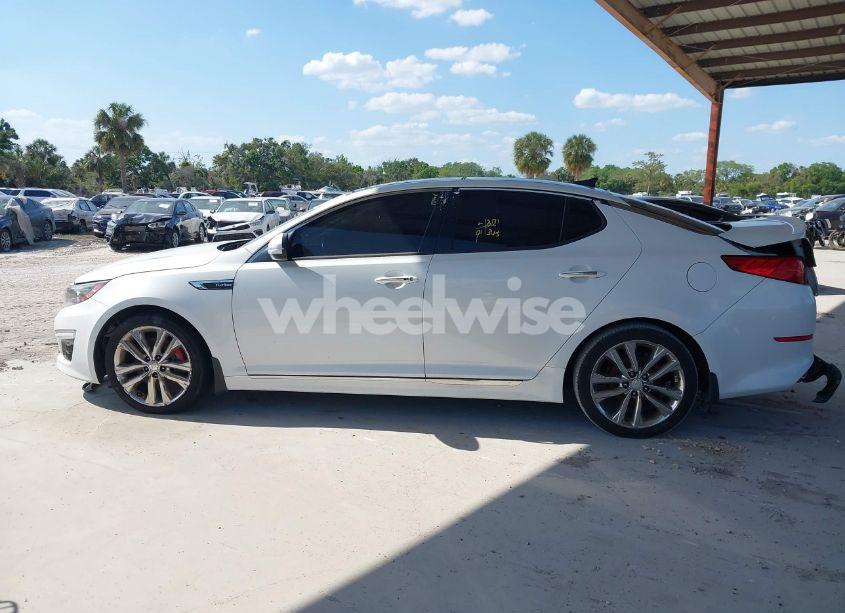 Photo 14 of 2015 Kia Optima (VIN 5XXGR4A61FG505793)