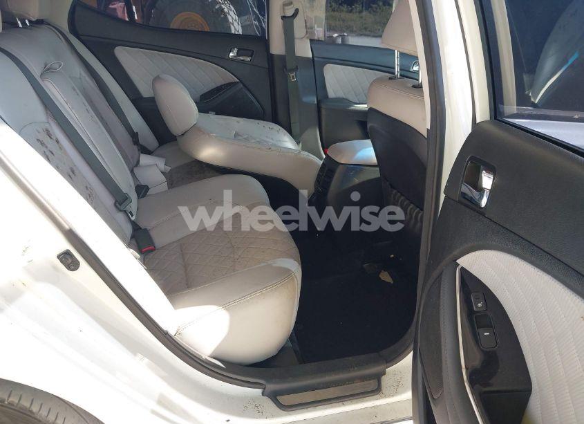 Photo 8 of 2015 Kia Optima (VIN 5XXGR4A61FG505793)