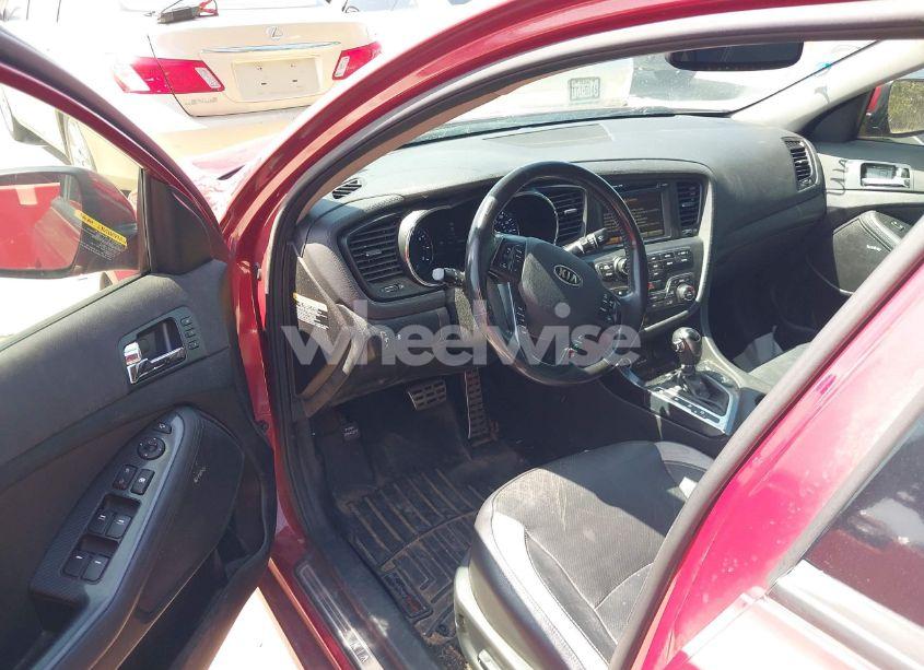 Photo 12 of 2012 Kia Optima SX (VIN 5XXGR4A62CG004701)