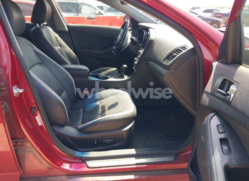 Photo 5 of 2012 Kia Optima SX (VIN 5XXGR4A62CG004701)