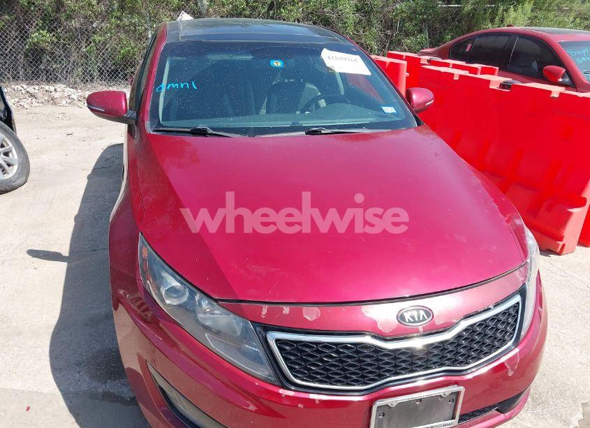 Photo 6 of 2012 Kia Optima SX (VIN 5XXGR4A62CG004701)