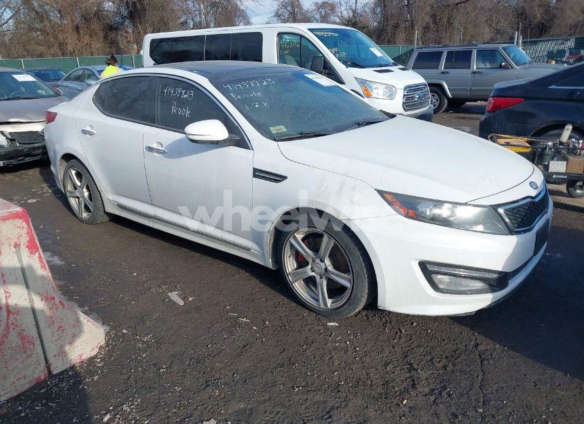 2013 Kia Optima SX (VIN 5XXGR4A62DG134642) main photo