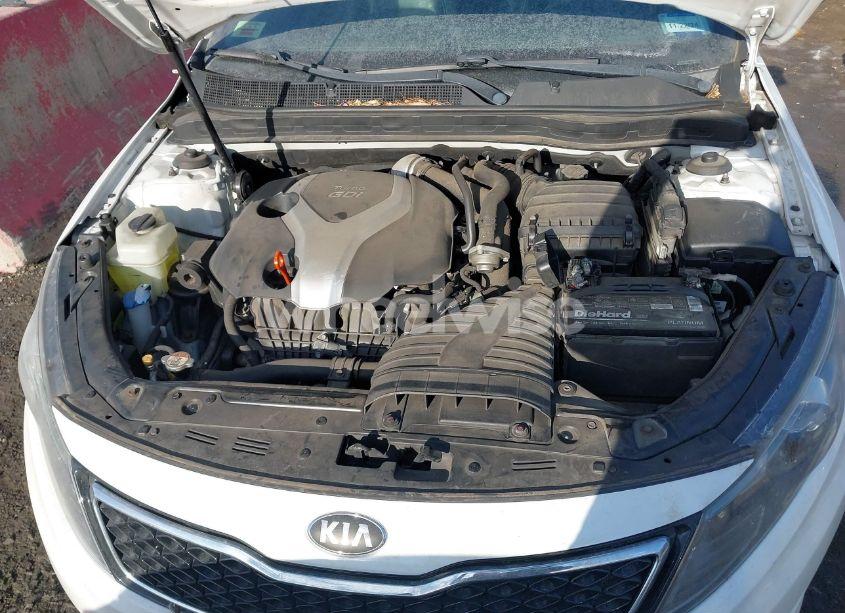 Photo 10 of 2013 Kia Optima SX (VIN 5XXGR4A62DG134642)