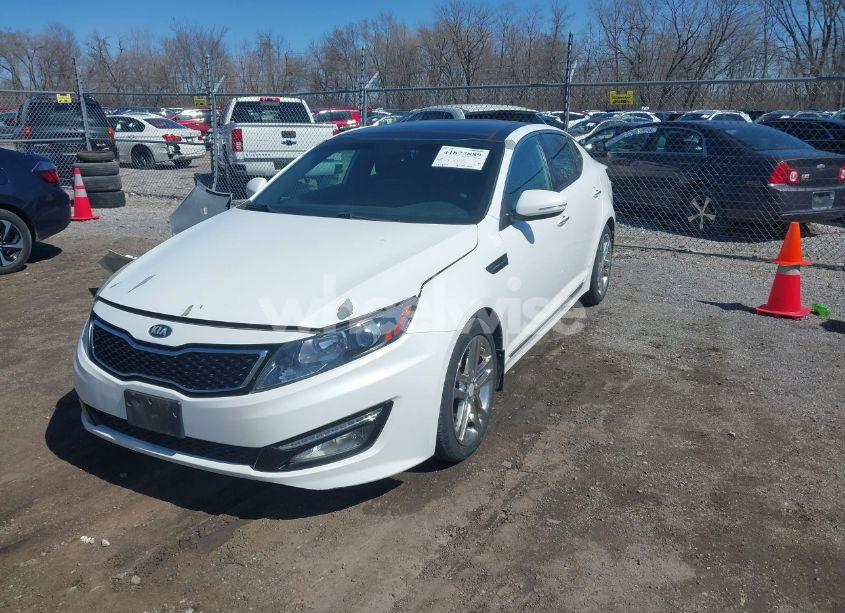Photo 2 of 2013 Kia Optima SX (VIN 5XXGR4A62DG138349)