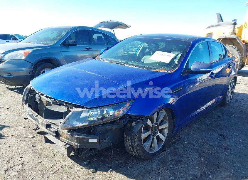 Photo 2 of 2013 Kia Optima SX (VIN 5XXGR4A62DG237351)