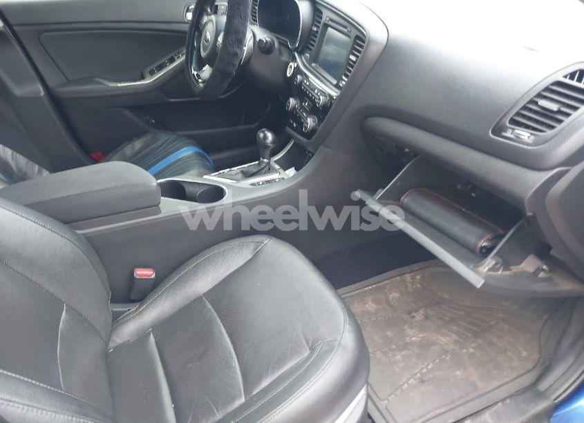 Photo 5 of 2015 Kia Optima SX TURBO (VIN 5XXGR4A62FG370758)