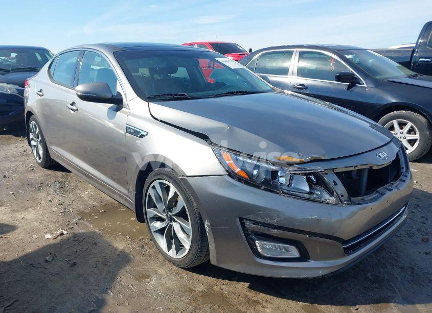 2015 Kia Optima SX TURBO (VIN 5XXGR4A62FG404441) main photo