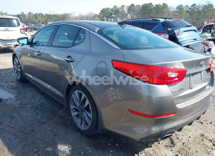 Photo 3 of 2015 Kia Optima SX TURBO (VIN 5XXGR4A62FG404441)