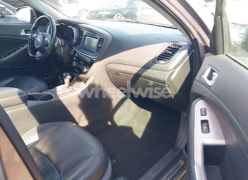 Photo 5 of 2015 Kia Optima SX TURBO (VIN 5XXGR4A62FG404441)