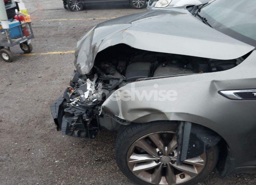 Photo 18 of 2015 Kia Optima SXL TURBO (VIN 5XXGR4A62FG425659)