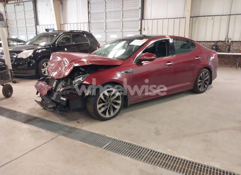 Photo 2 of 2015 Kia Optima SX TURBO (VIN 5XXGR4A62FG492388)