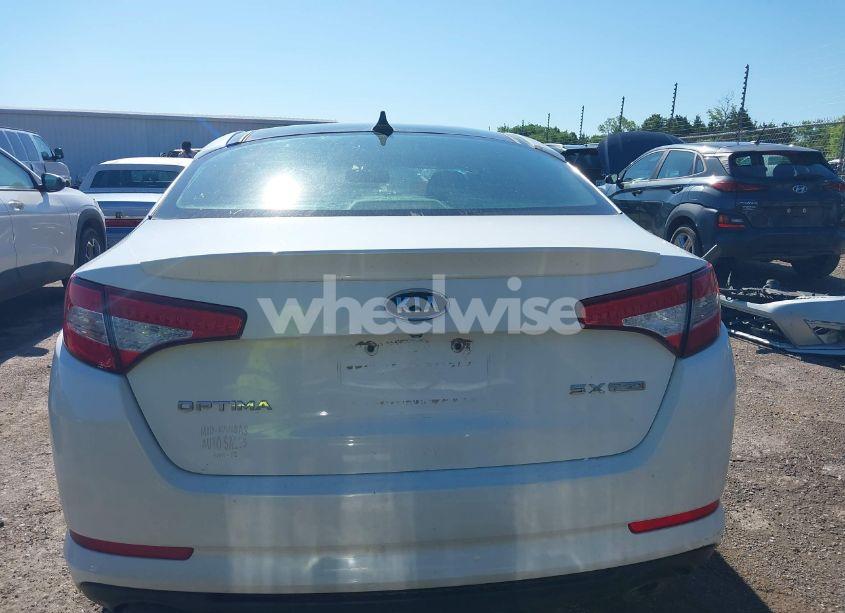 Photo 16 of 2012 Kia Optima SX (VIN 5XXGR4A63CG076989)