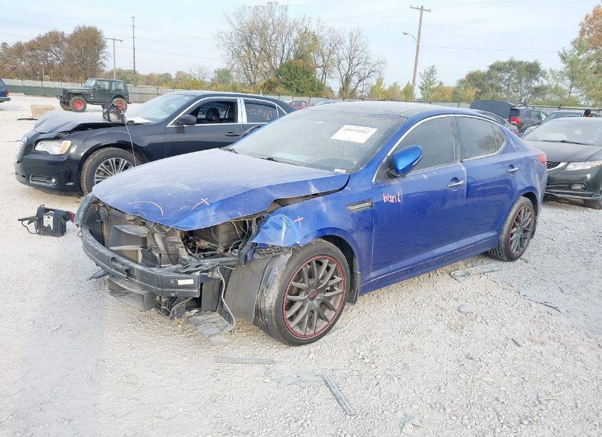 Photo 2 of 2013 Kia Optima SX (VIN 5XXGR4A63DG096905)