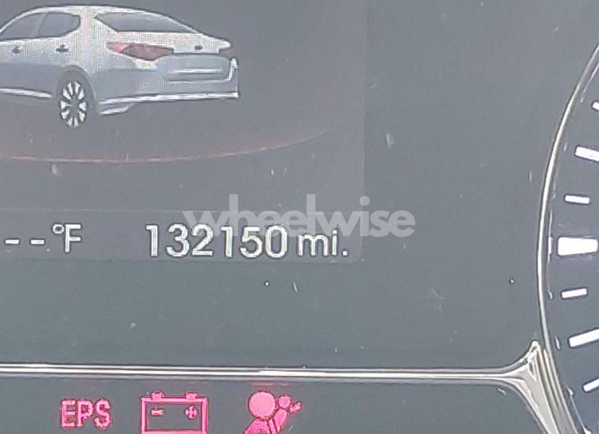 Photo 12 of 2013 Kia Optima SX (VIN 5XXGR4A63DG137405)