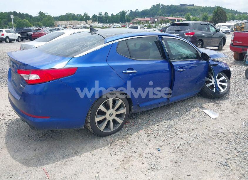 Photo 4 of 2013 Kia Optima SX (VIN 5XXGR4A63DG137405)
