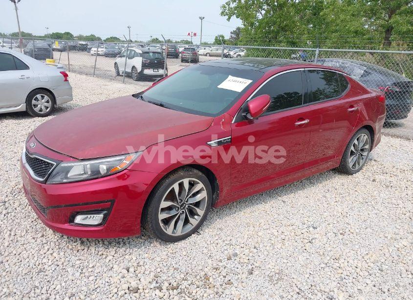 Photo 2 of 2015 Kia Optima SX TURBO (VIN 5XXGR4A63FG367674)