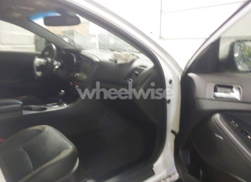 Photo 5 of 2012 Kia Optima SX (VIN 5XXGR4A64CG016185)