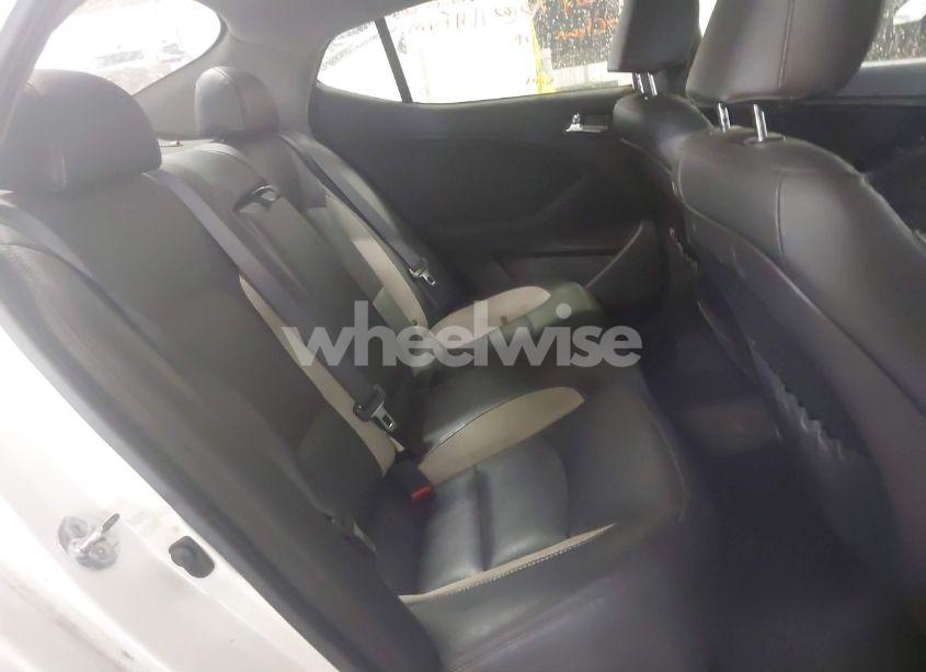 Photo 8 of 2012 Kia Optima SX (VIN 5XXGR4A64CG016185)