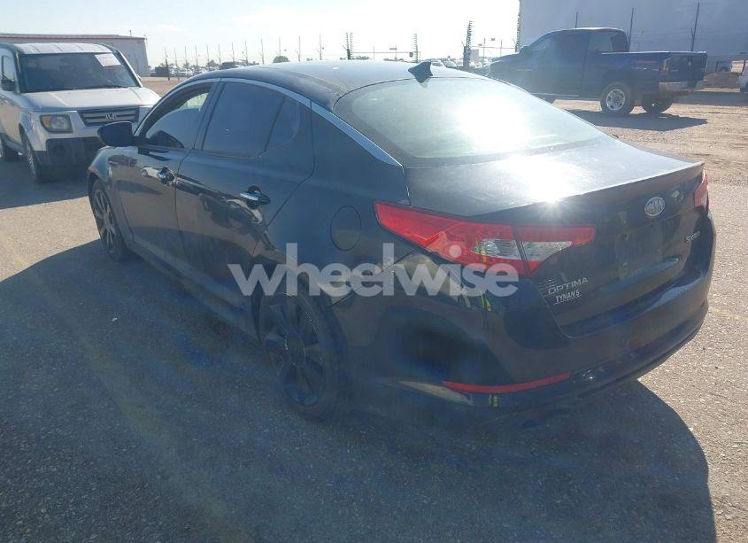 Photo 3 of 2012 Kia Optima SX (VIN 5XXGR4A64CG033469)