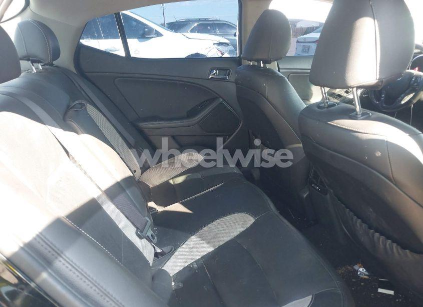 Photo 8 of 2012 Kia Optima SX (VIN 5XXGR4A64CG033469)