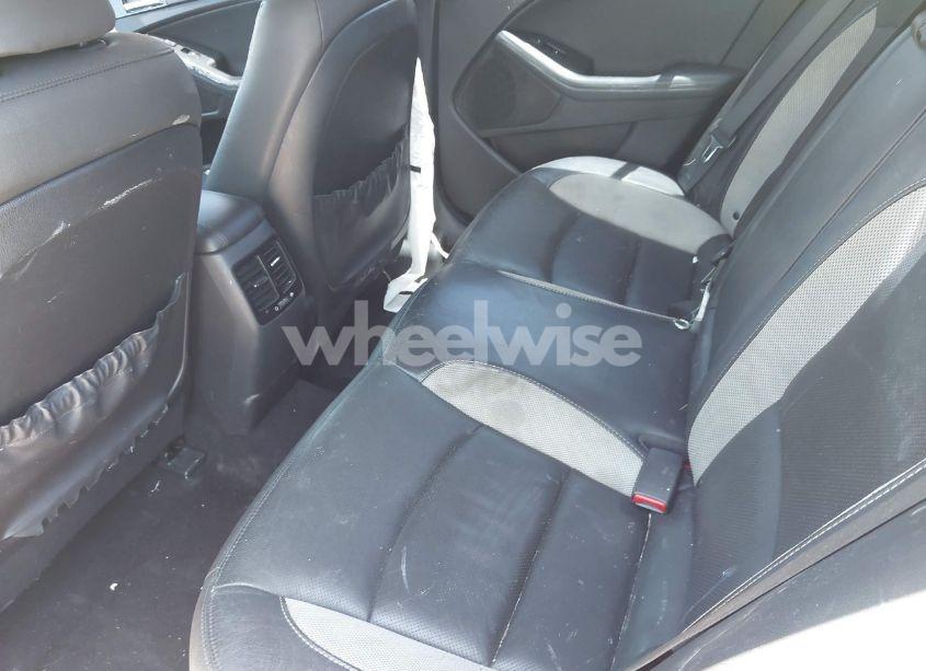 Photo 8 of 2012 Kia Optima SX (VIN 5XXGR4A64CG046593)