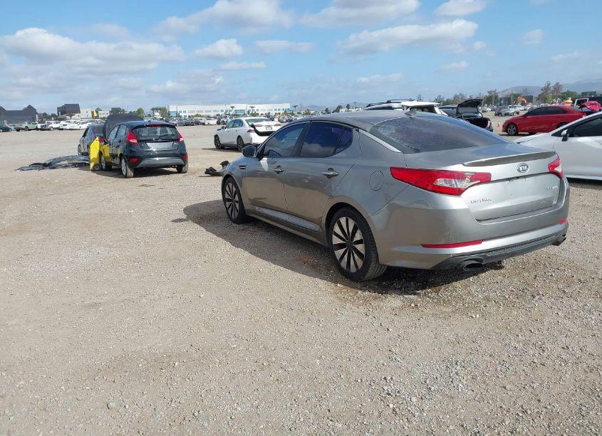 Photo 3 of 2012 Kia Optima SX (VIN 5XXGR4A64CG058727)
