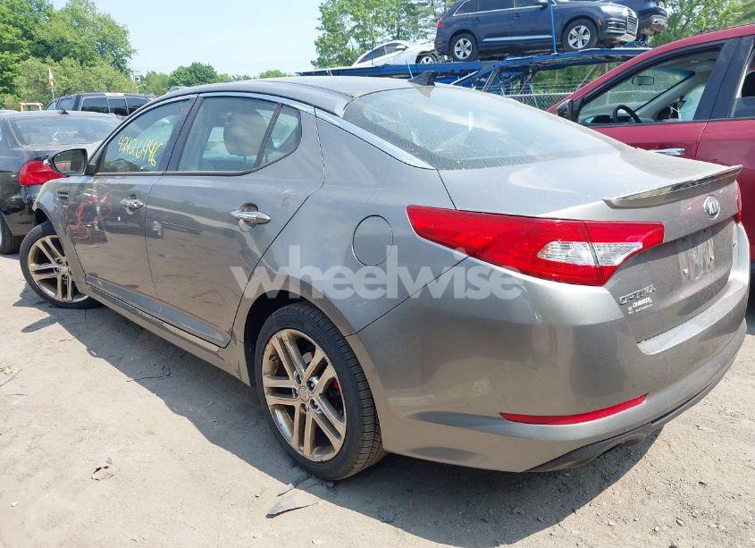 Photo 3 of 2013 Kia Optima SX (VIN 5XXGR4A64DG119351)
