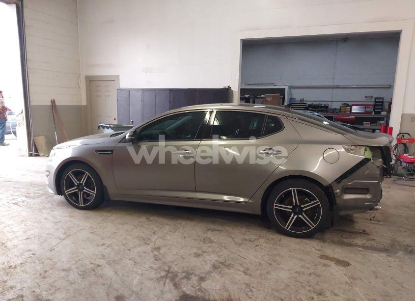 Photo 15 of 2013 Kia Optima SX (VIN 5XXGR4A64DG157954)