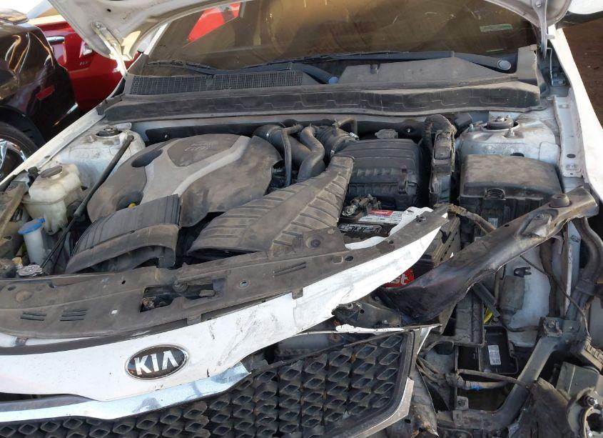 Photo 10 of 2013 Kia Optima SX (VIN 5XXGR4A64DG162135)