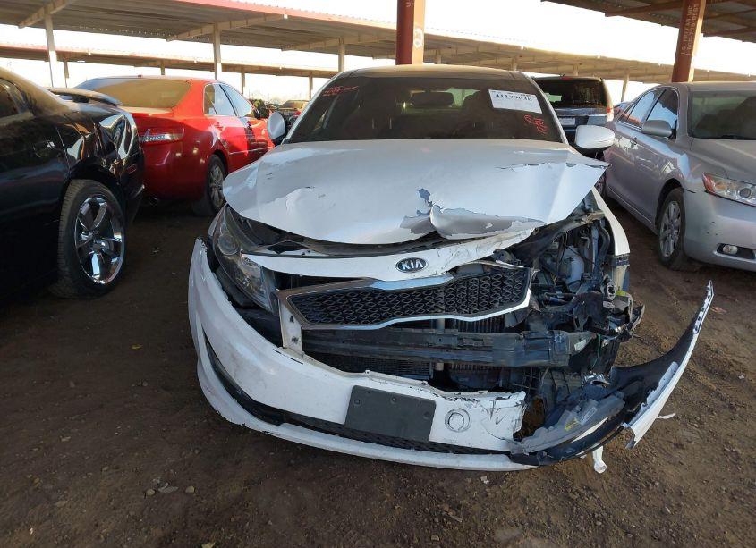 Photo 11 of 2013 Kia Optima SX (VIN 5XXGR4A64DG162135)