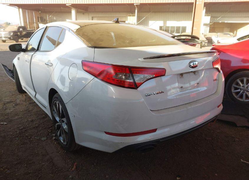 Photo 3 of 2013 Kia Optima SX (VIN 5XXGR4A64DG162135)