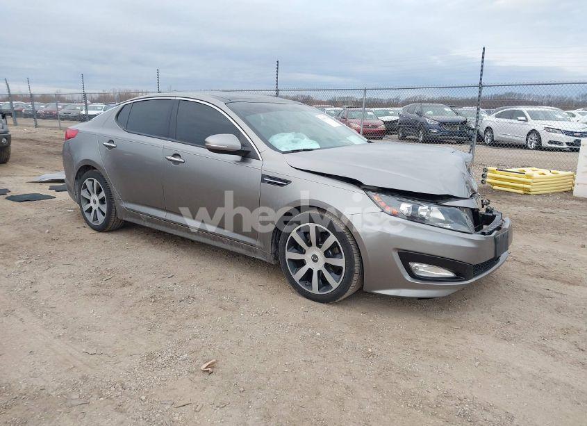 2013 Kia Optima SX (VIN 5XXGR4A64DG209941) main photo