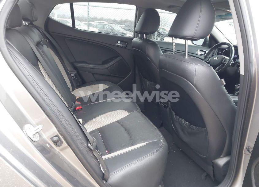 Photo 8 of 2013 Kia Optima SX (VIN 5XXGR4A64DG209941)