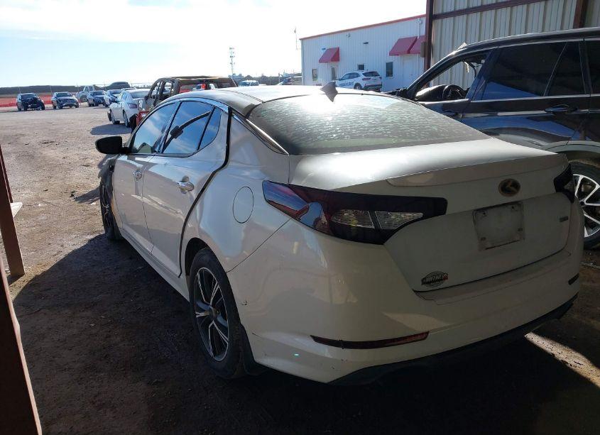 Photo 3 of 2013 Kia Optima SX (VIN 5XXGR4A64DG243815)