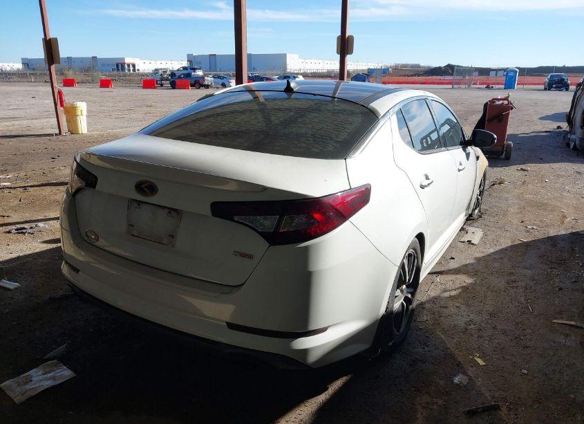 Photo 4 of 2013 Kia Optima SX (VIN 5XXGR4A64DG243815)