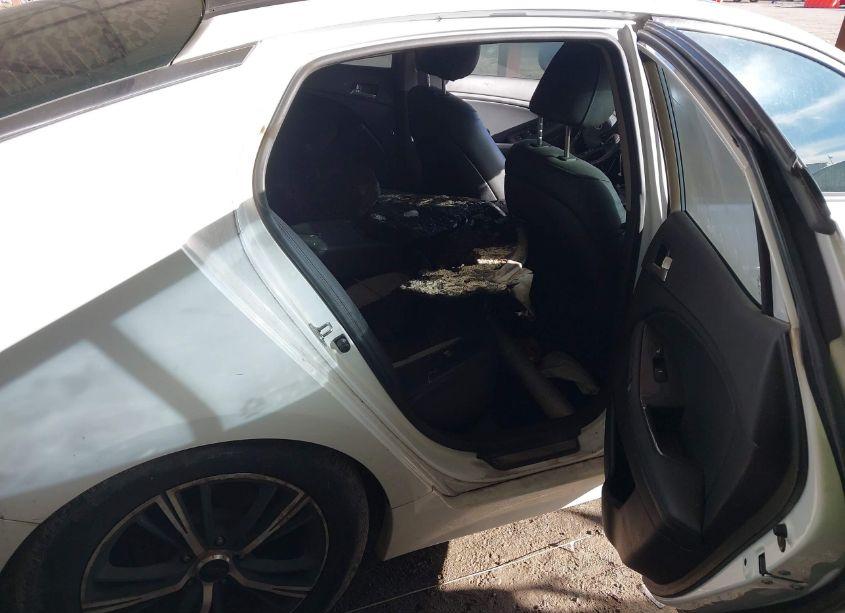 Photo 8 of 2013 Kia Optima SX (VIN 5XXGR4A64DG243815)