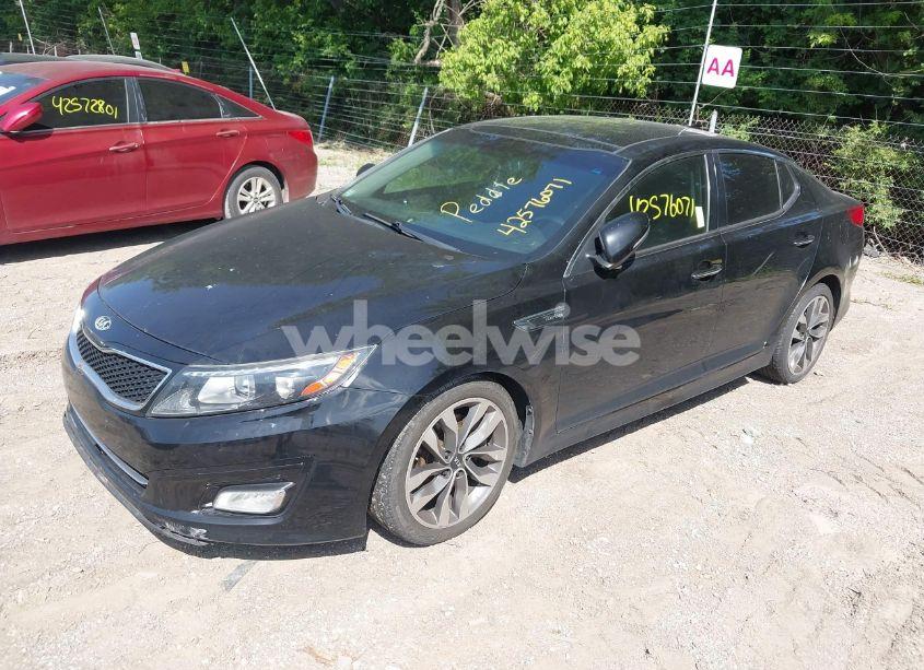Photo 2 of 2014 Kia Optima SX TURBO (VIN 5XXGR4A64EG262205)