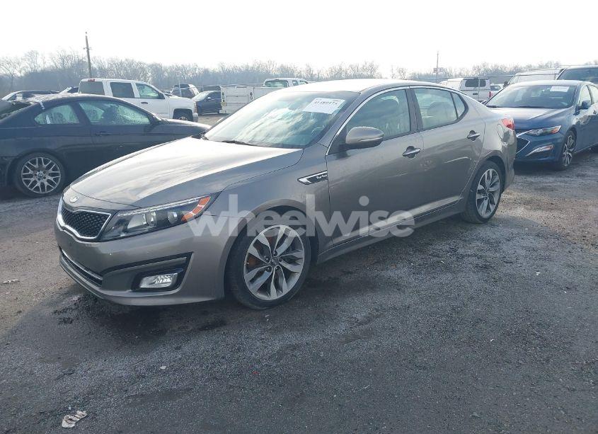 Photo 2 of 2014 Kia Optima SX TURBO (VIN 5XXGR4A64EG286133)