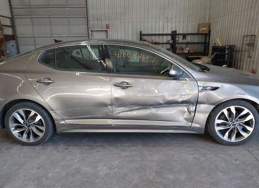 Photo 14 of 2015 Kia Optima SX TURBO (VIN 5XXGR4A64FG365416)