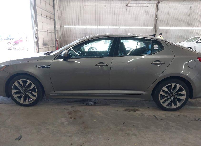 Photo 15 of 2015 Kia Optima SX TURBO (VIN 5XXGR4A64FG365416)