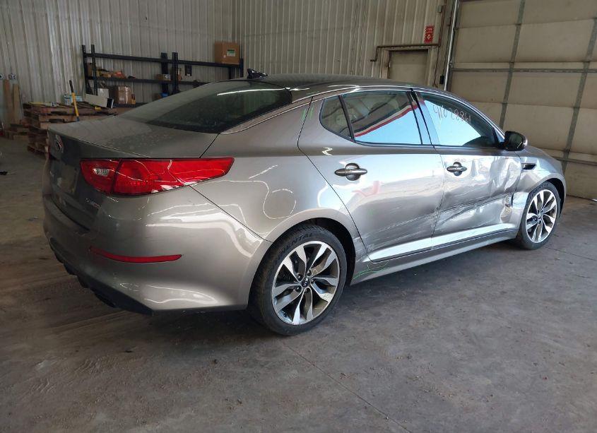 Photo 4 of 2015 Kia Optima SX TURBO (VIN 5XXGR4A64FG365416)