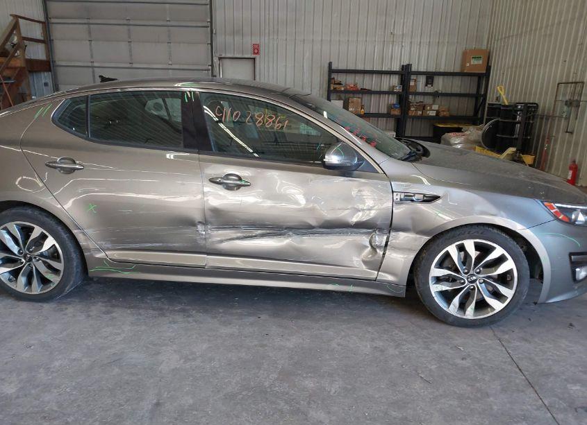 Photo 6 of 2015 Kia Optima SX TURBO (VIN 5XXGR4A64FG365416)