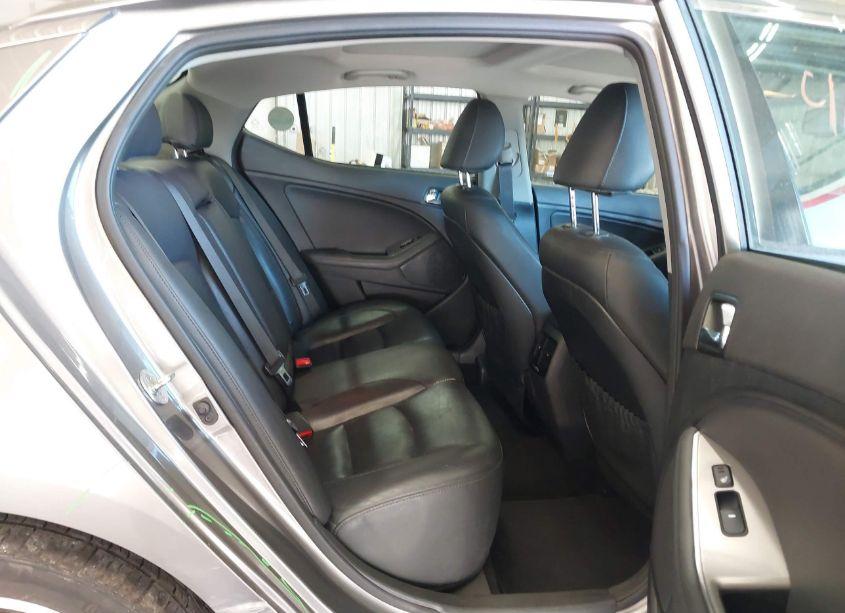 Photo 8 of 2015 Kia Optima SX TURBO (VIN 5XXGR4A64FG365416)